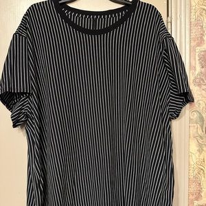 Lululemon Back in Action Short Sleeve Top Size 20